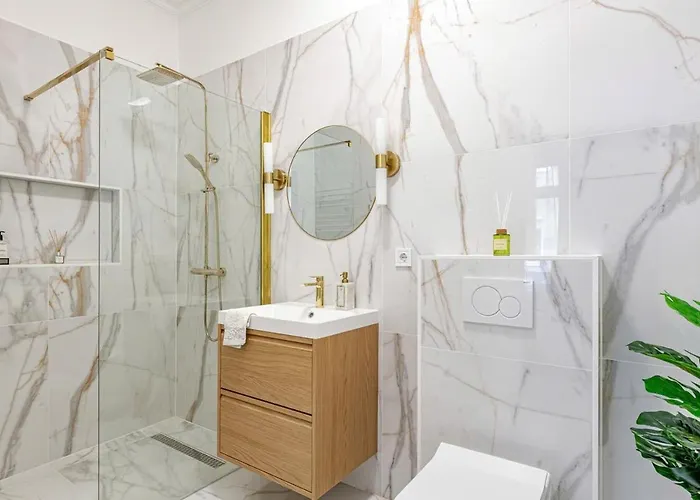 Luxe 2br By Dohany Synagogue-lovely View *